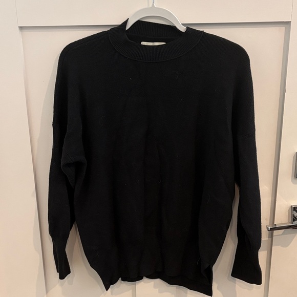 Abercrombie & Fitch Other - Abercrombie & Fitch Men's Black Crewneck Sweater